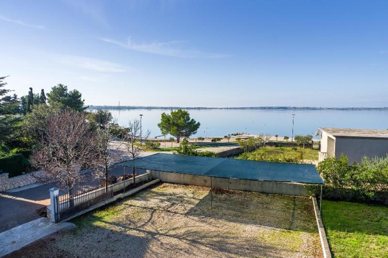 Apartment Nin - Vrsi At The Beach Eksteriør billede